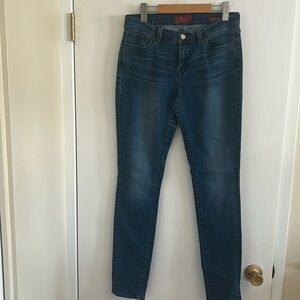Lucky Brand VGUC Brooklyn skinny jeans. Size 6/28 regular